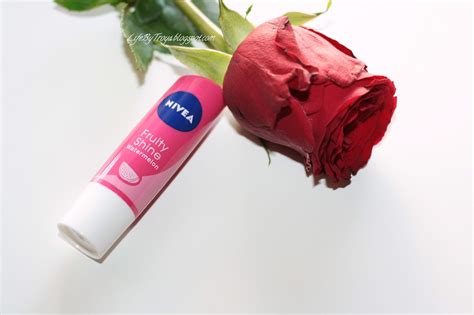 Review Nivea Fruity Shine Watermelon Lip Balm Troya S Land