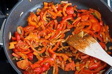 Putengeschnetzeltes mit Paprika Rahmsoße emmikochteinfach