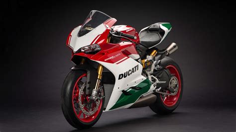 Ducati Panigale V4 Wallpaper