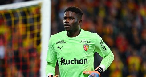 Rc Lens L Anecdote De Brice Samba Sur La Prolongation De Seko Fofana