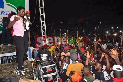 Photos Les Images Du Concert De Wally Seck La Plage Bceao