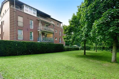 Hochwertige Zimmer Wohnung Mit Balkon U Aufzug In Ruhiger Gr Ner