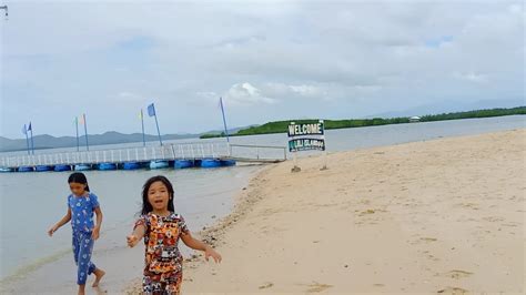 Tara Punta Tayo Lilu Island Luli Island Palawan Palawan Beach Beach