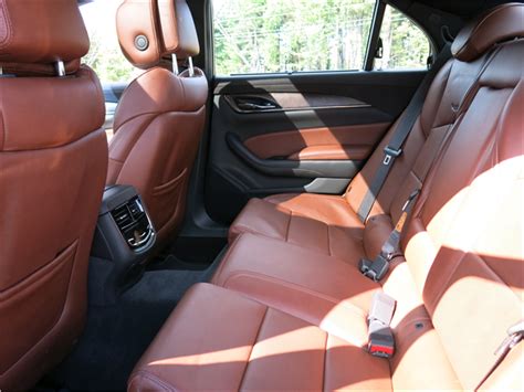 2019 Cadillac CTS: 202 Interior Photos | U.S. News