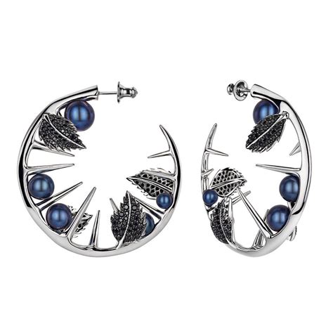 Blackthorn Leaf Pearl Hoop Earrings - Silver - BT017.SSBKEOS | Silver pearl jewelry, Silver hoop ...