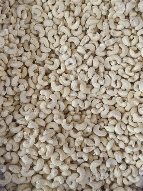 Whole W320 Cashew Nut At Rs 580 Kg In Cuddalore ID 27550396112