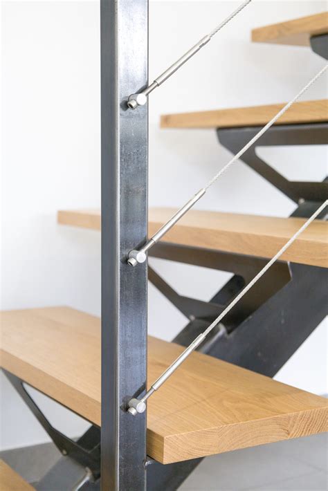 Escalier Limon Central Et Marches En Ch Ne Tarbes Welding Design