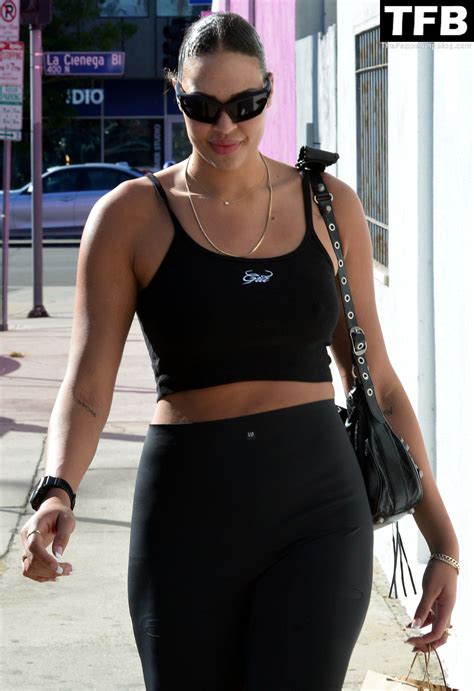 Liz Cambage Heads To Trashy Lingerie In Weho 16 Photos Onlyfans Leaked Nudes