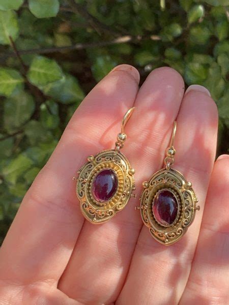 Antique Victorian Etruscan Style Garnet And Gold Drop Earrings