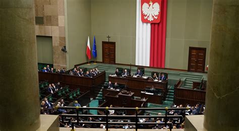 Komisja śledcza ds tzw afery wizowej Sejm wybrał członków Polska