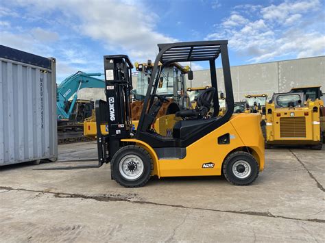 2021 New 25 Ton Diesel Forklift Xcmg Stm Trucks And Machinery