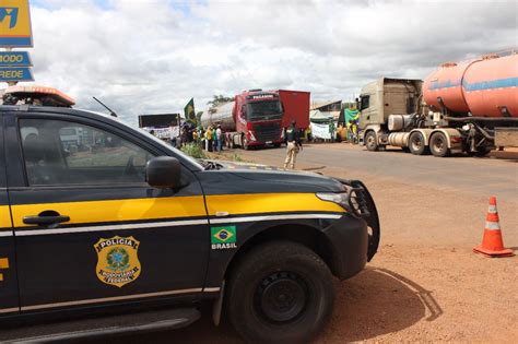 MANIFESTAÇÕES Todas as rodovias federais estão desbloqueadas informa