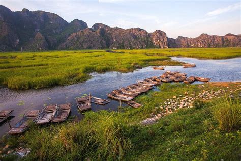 Boat Tour Docks In Serenity Ninh Binh Trang An Tam Coc Van Long