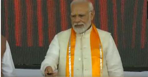 Pm Modi Unveils Projects Worth Rs 7 000 Cr In Poll Bound Rajasthan The