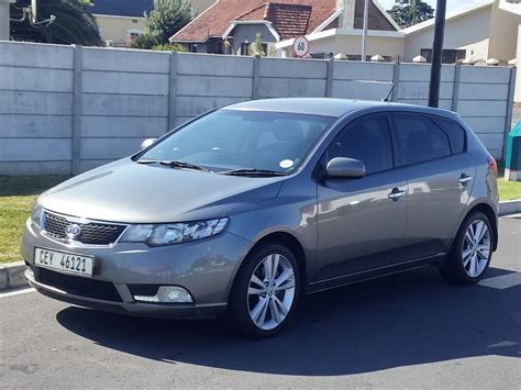 Cerato Cerato 20 5dr Specifications