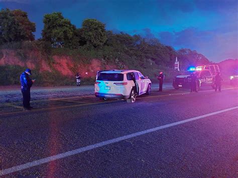 Familia Sufre Atentado En La Carretera Libre Mazatlán Culiacán Hay Al Menos Tres Muertos