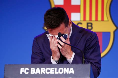 Lionel Messi Breaks Down In Tears Before Emotional Barcelona Goodbye