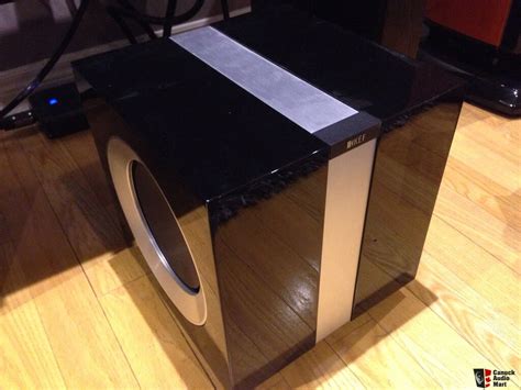 KEF R400B Subwoofer Photo #1023638 - US Audio Mart