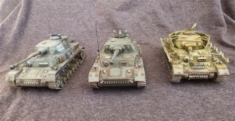 Volley Fire Painting : Panzer IV kit comparison