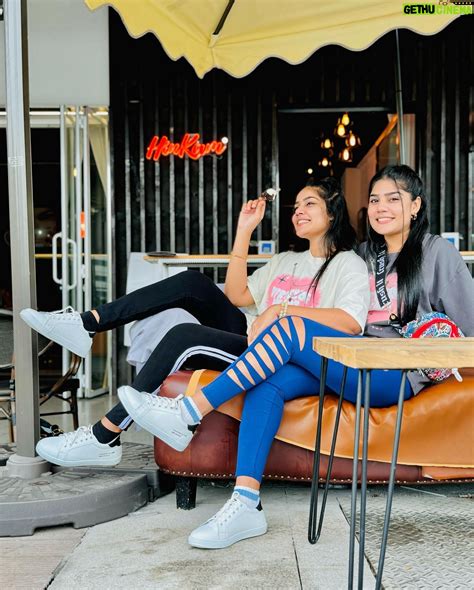 Anu Kanu Wiki, Biography, Age, Gallery, Spouse and more