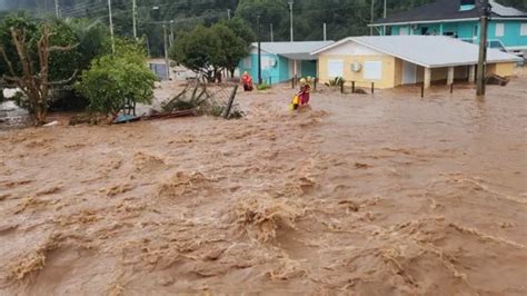 Sobe para 47 número de mortes pelas chuvas no Rio Grande do Sul