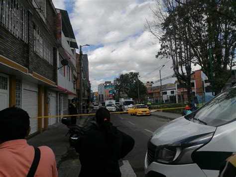 Encuentran A Un Taxista Muerto Dentro De Su Carro