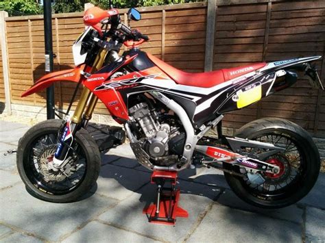 Crf250l Now Fitted With Dakar Rally Graphics Honda Dirt Bike Moto Bike