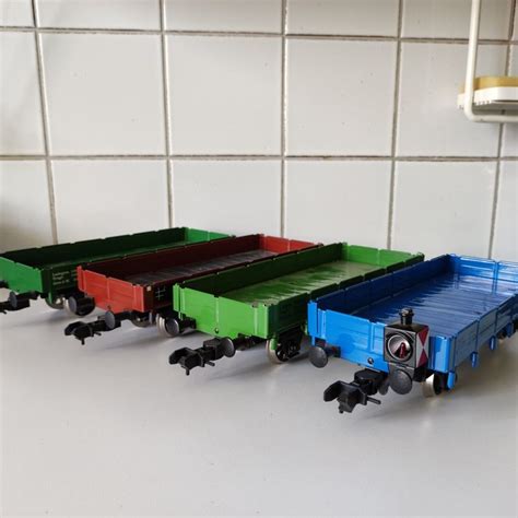 Märklin Maxi1 4 Stück versch Niederbordwagen Schlusslicht Kaufen auf