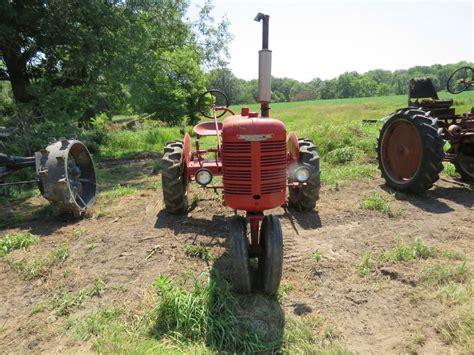 Lot 39c 1941 Farmall B Tractor Vanderbrink Auctions