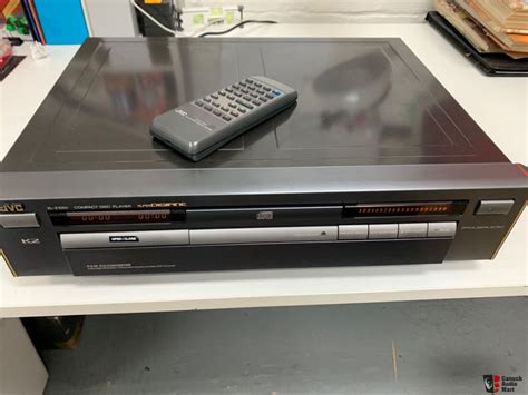 Jvc Xl Z Single Cd Player For Sale Canuck Audio Mart