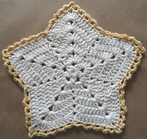 9 Christmas Dishcloth Free Crochet Patterns Blog NobleKnits