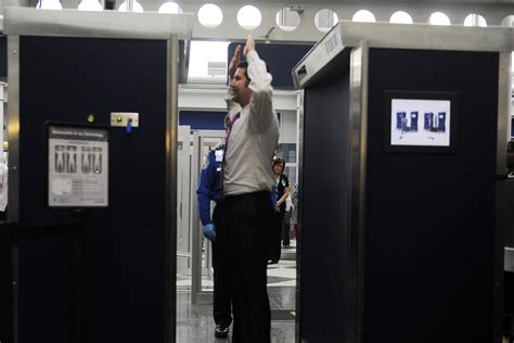 This Is What You Need to Know About the Airport Security Scanner | Reader's Digest