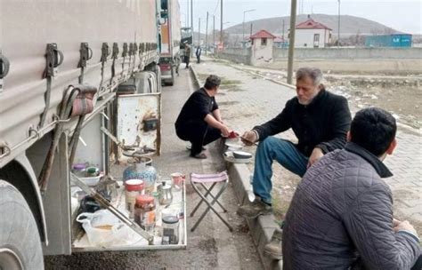 G Rbulak S N R Kap S Nda Tir Kuyru U Uzuyor Son Dakika