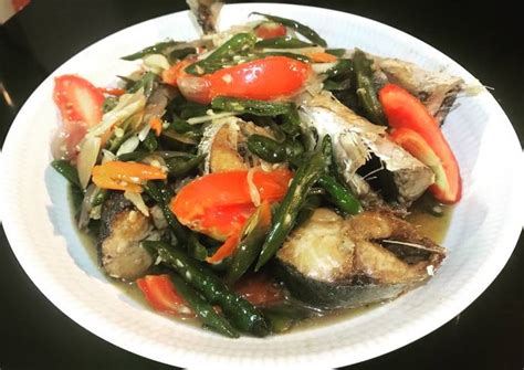 Resep Ikan Dencis Cabe Ijo Oleh Bunda Aelatharizz Cookpad