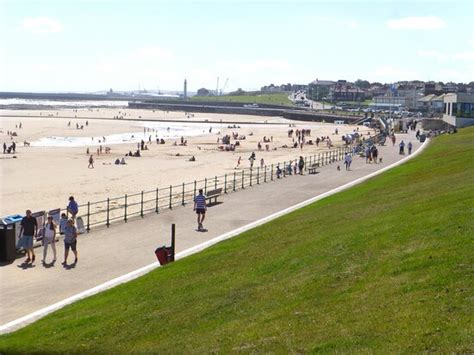 Roker & Seaburn Beaches (Sunderland) - 2021 All You Need to Know BEFORE ...