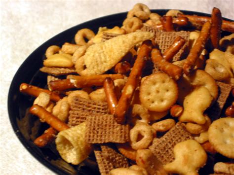 Christmas Nuts N Bolts Snack Recipe