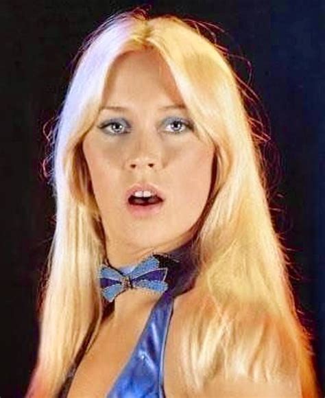 Pin by Hans29623 on ABBA Agnetha fältskog Blonde singer Abba