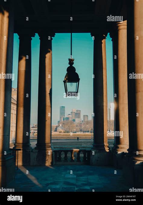 North Greenwich Station Viewing Canary Wharf Stock Photo Alamy