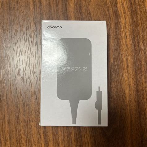 未使用docomo純正 microUSB充電器 ACアダプタ 05 Type B 急速充電対応 ホワイト タイプ即決送込の落札情報詳細