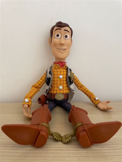 Boneco Woody Toy Story de Pano Falante Brinquedo para Bebês Matel