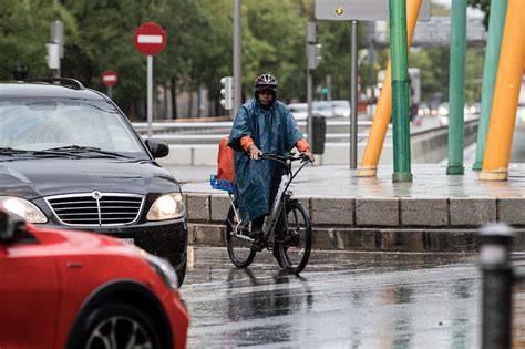 Imágenes España Sufre Inundaciones Por Fenómeno Meteorológico Dana Madrid Es Una De Las Más