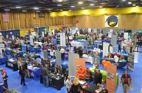 Photo Gallery: Opportunities Abound at LBCC Career Fair 2019 – The Commuter
