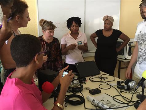 Formation Webradio Avec Les Enseignants Du Coll Ge La Canop E