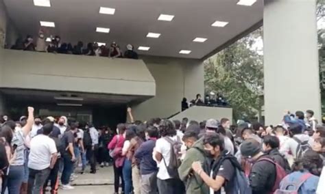 Estudiantes De La Fes Acatl N De La Unam Se Van A Paro Por Horas