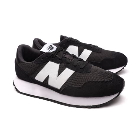 Zapatilla New Balance 237 Black Fútbol Emotion