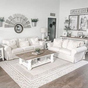 20 Best Farmhouse Coffee Table Decor Ideas - house8055.com