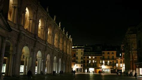 Spegnimento Luci Dei Monumenti Di Vicenza Per M Illumino Di Meno