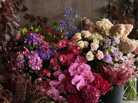 Buds And Bowers Fresh Flowers And Plant Delivery In Sydney