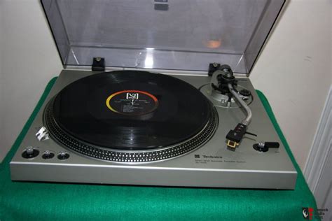 TECHNICS SL 1700 VINTAGE DIRECT DRIVE FULLY AUTOMATIC TURNTABLE RECORD