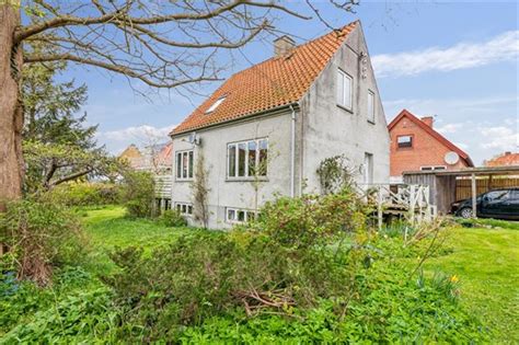 Solgt Villa på Hjortholmvej 1 Hillerød